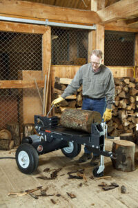 Log Splitters: Electric vs. Gas-Powered Image